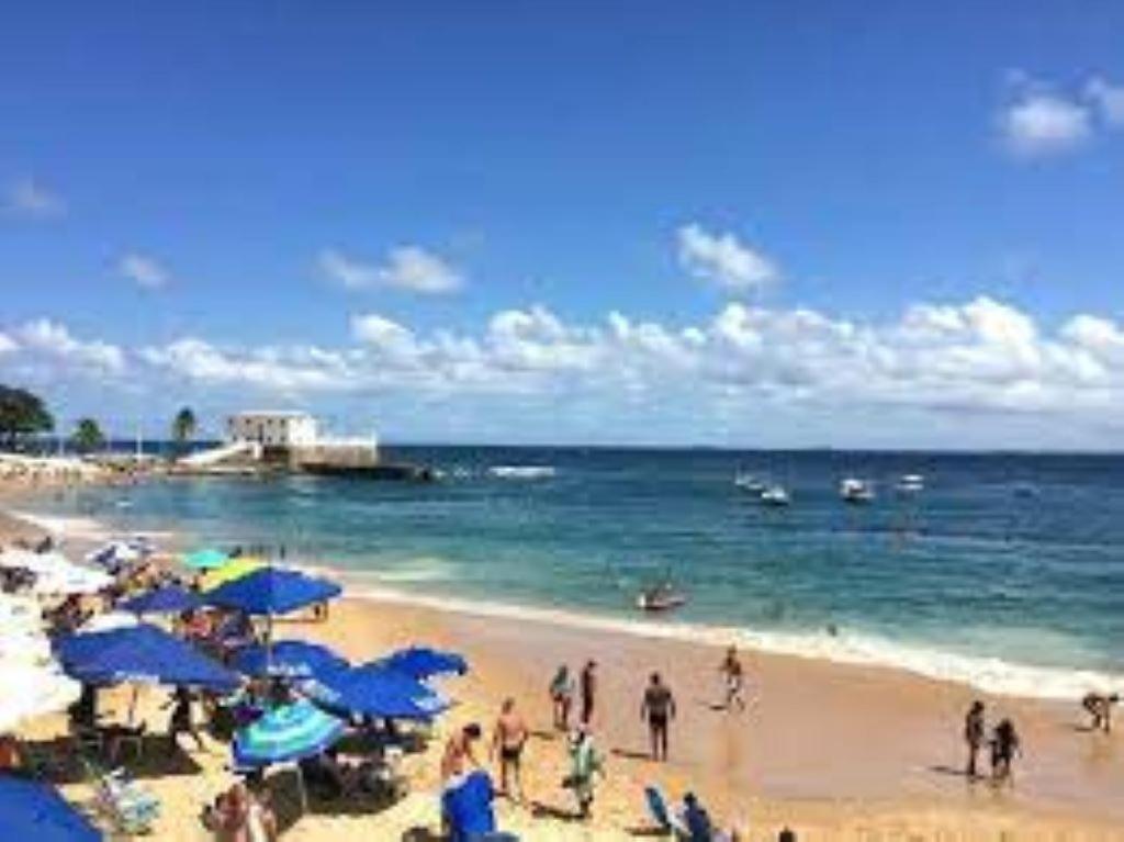 Maravilhoso Apartamento 2 Quartos Com Ofuro Porto Da Barra Salvador Summer Barra Flat Luaran gambar